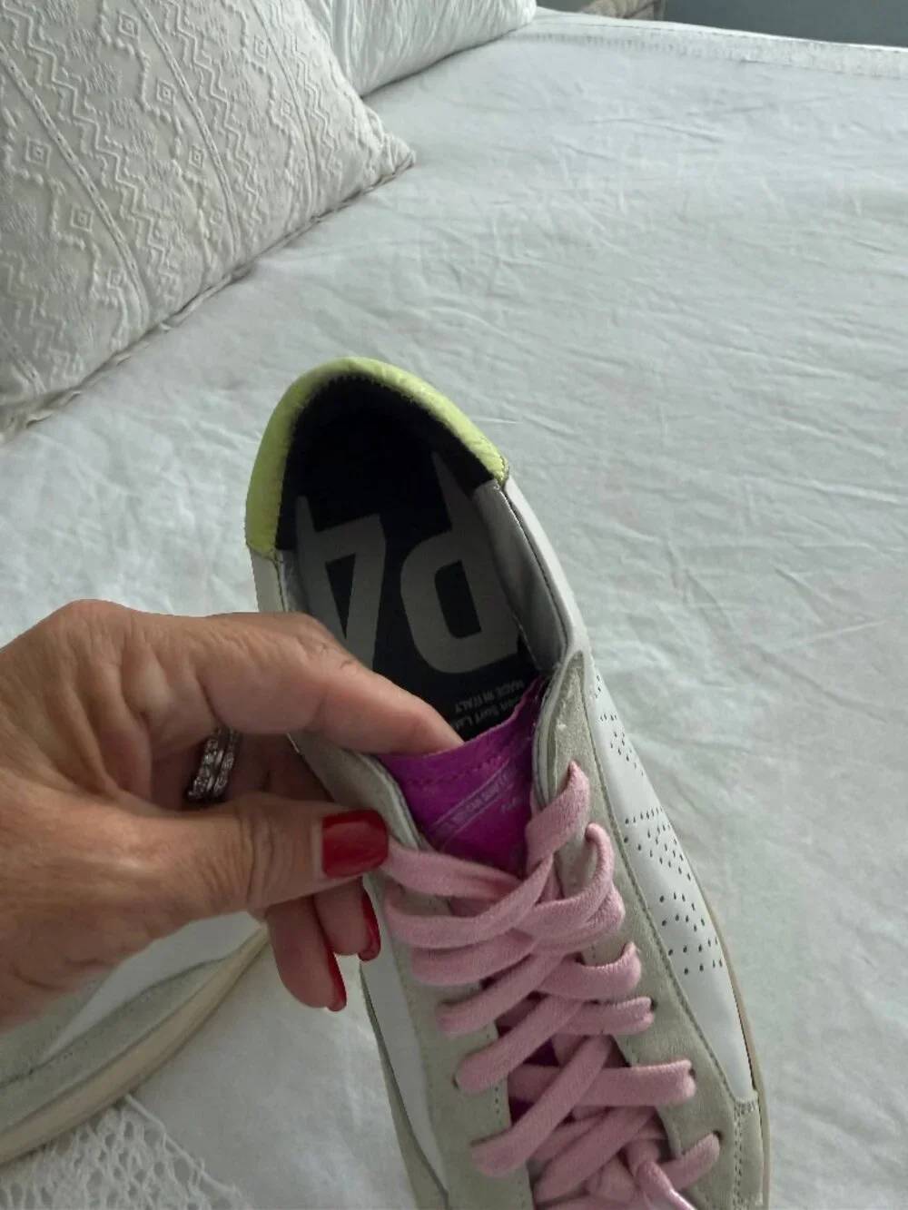 P448 John Low Top Sneakers
